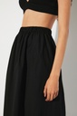 https://hotakaexchange.blob.core.windows.net/odoo/SS25%20TIMELESS%20LOW-WEB/252213-FA_Black_Skirt_FISHER_SS25_4.jpg