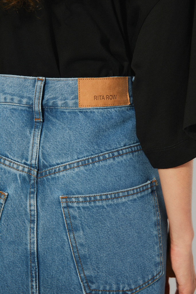 https://hotakaexchange.blob.core.windows.net/odoo/SS25%20TIMELESS%20LOW-WEB/252433-FA_Denim_Skirt_MOLIERE_SS25_4.jpg