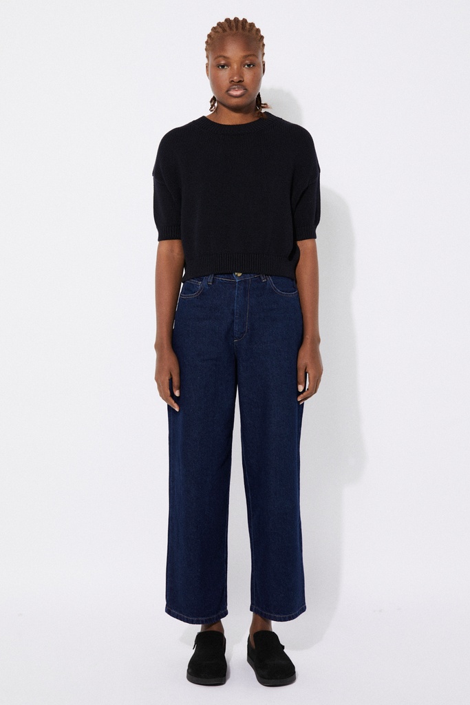 https://hotakaexchange.blob.core.windows.net/odoo/SS25%20TIMELESS%20LOW-WEB/252204-PA_Dark Denim_Pants_ALLISON_SS25_7.jpg