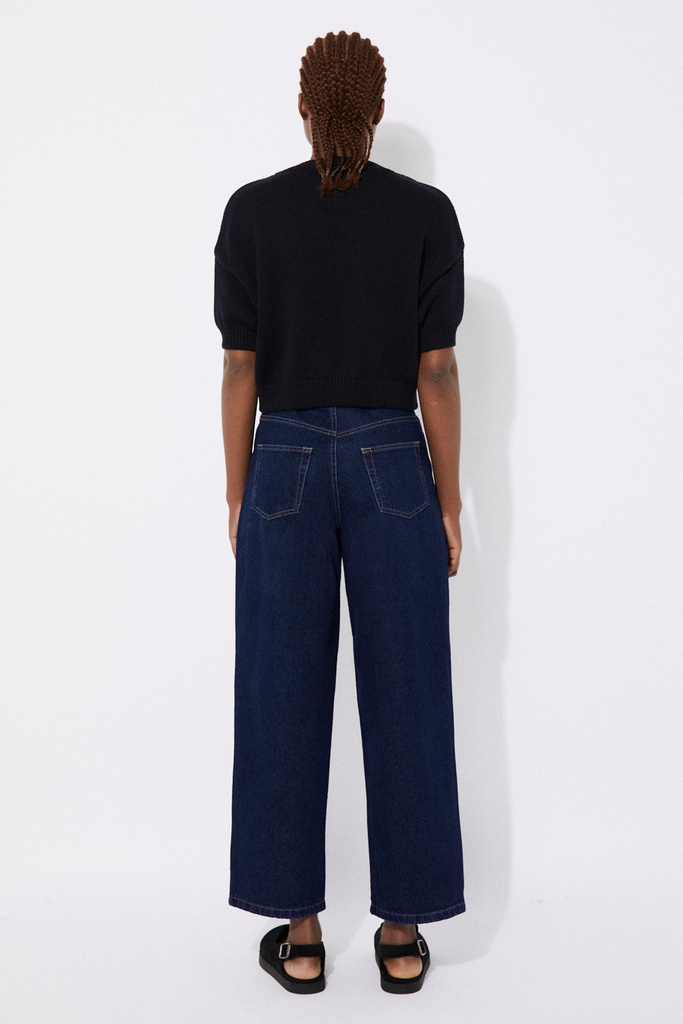 https://hotakaexchange.blob.core.windows.net/odoo/SS25%20TIMELESS%20LOW-WEB/252204-PA_Dark Denim_Pants_ALLISON_SS25_8.jpg