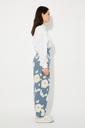 https://hotakaexchange.blob.core.windows.net/odoo/SS25%20LOW_WEB/2510F-PA_Flowers_Pants_PEONY_SS25_2.jpg