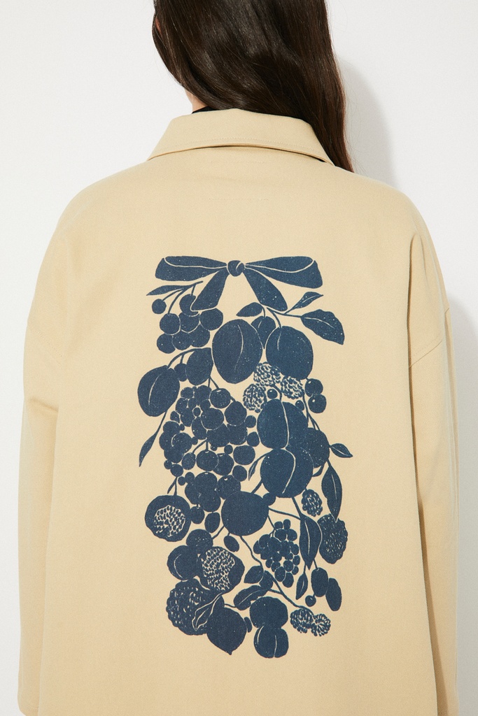 https://hotakaexchange.blob.core.windows.net/odoo/SS25%20LOW_WEB/2567P-CHA_Beige + Print_Jacket_VITRE_SS25_2.jpg