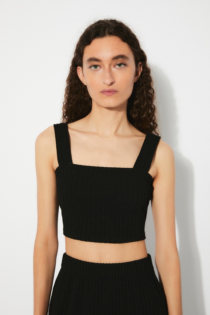 https://hotakaexchange.blob.core.windows.net/odoo/SS25%20LOW_WEB/2569-BU_Black_Bustier_ECLAT_SS25_2.jpg