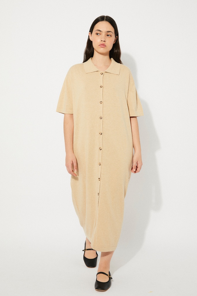 https://hotakaexchange.blob.core.windows.net/odoo/SS25%20LOW_WEB/2568-VE_Beige_Dress_MICK_SS25_3.jpg