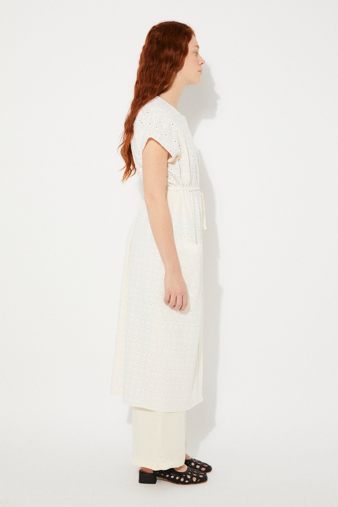https://hotakaexchange.blob.core.windows.net/odoo/SS25%20LOW_WEB/2521-VE_Beige_Dress_POLLEN_SS25_4.jpg