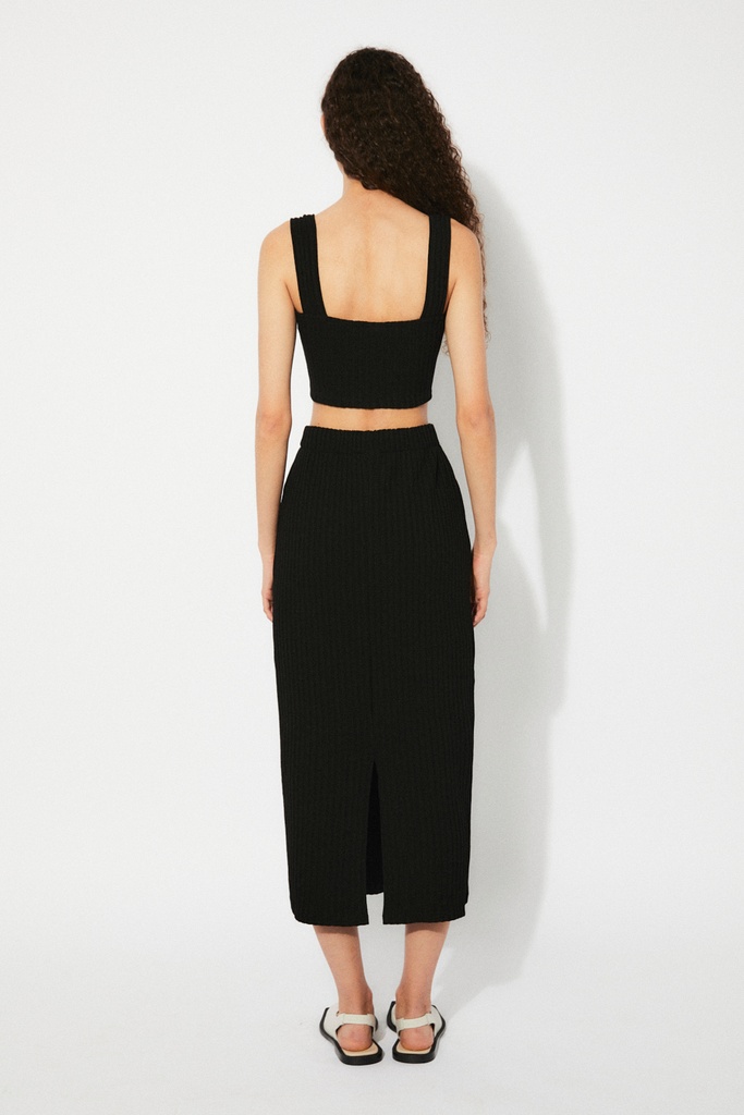 https://hotakaexchange.blob.core.windows.net/odoo/SS25%20LOW_WEB/2570-FA_Black_Skirt_FLAIR_SS25_4.jpg