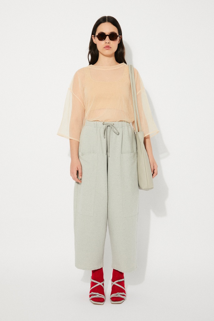 https://hotakaexchange.blob.core.windows.net/odoo/SS25%20LOW_WEB/2514-PA_Light Grey_Pants_EVERGREEN_SS25_5.jpg