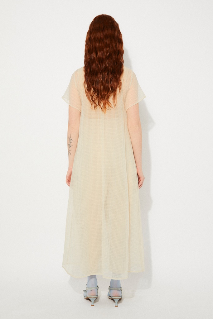 https://hotakaexchange.blob.core.windows.net/odoo/SS25%20LOW_WEB/2523-VE_Beige_Dress_FOLIAE_SS25_4.jpg