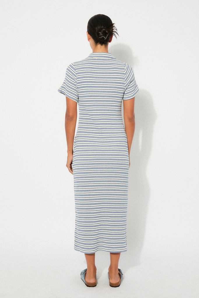 https://hotakaexchange.blob.core.windows.net/odoo/SS25%20LOW_WEB/2550-VE_Blue Stripes_Dress_PAVIA_SS25_5.jpg
