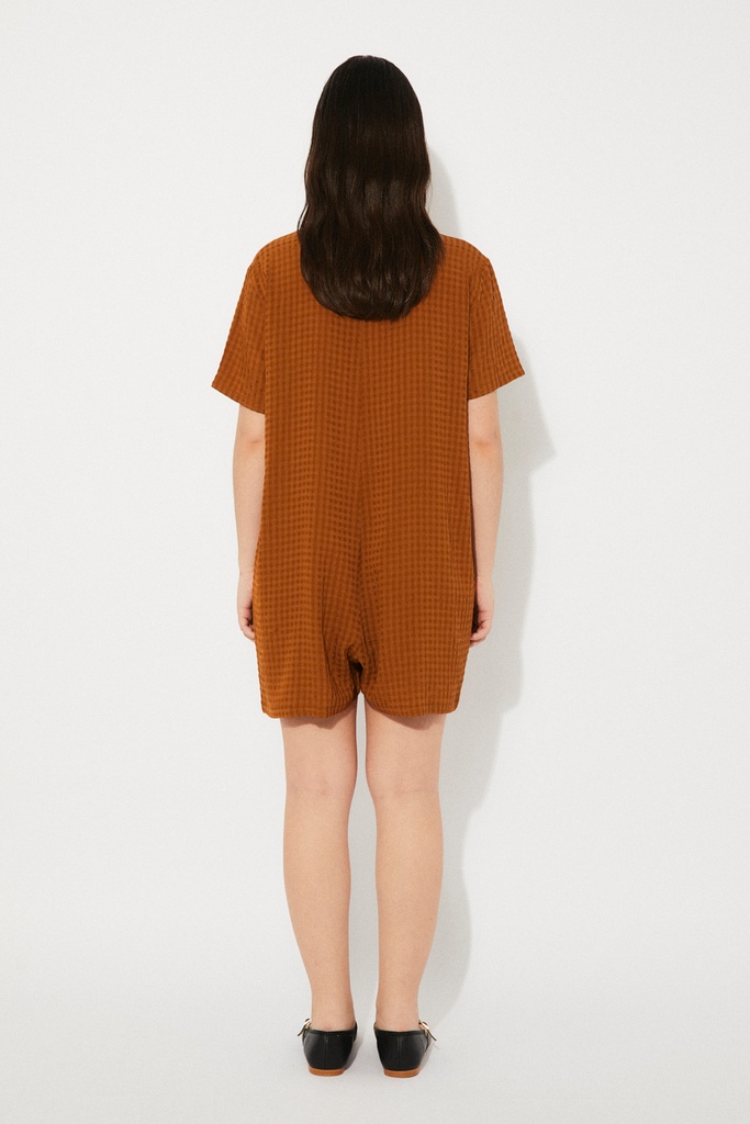 https://hotakaexchange.blob.core.windows.net/odoo/SS25%20LOW_WEB/2529-MO_Brown_Jumpsuit_IRIS_SS25_6.jpg