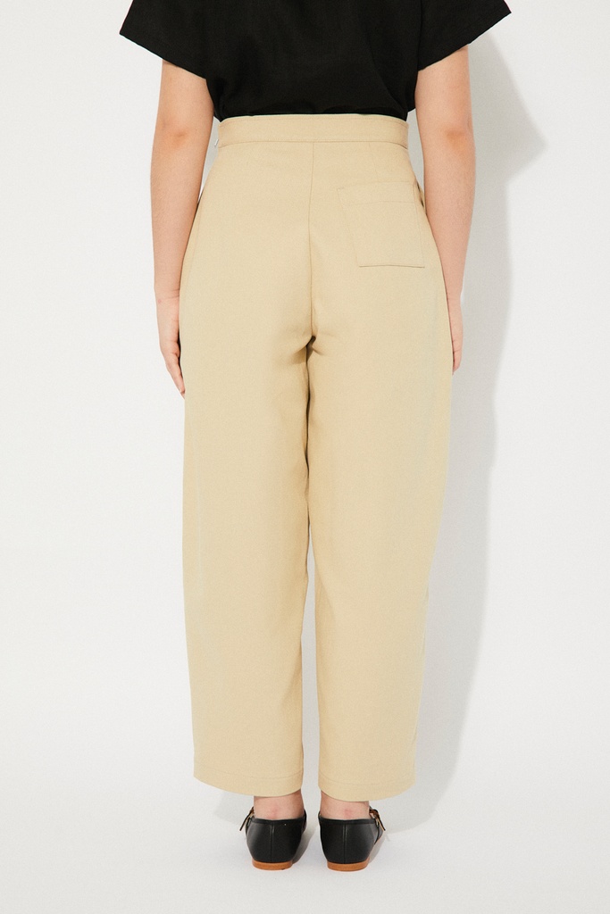 https://hotakaexchange.blob.core.windows.net/odoo/SS25%20LOW_WEB/2510-PA_Beige_Pants_PEONY_SS25_7.jpg