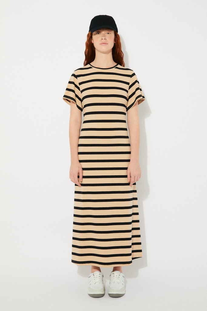 https://hotakaexchange.blob.core.windows.net/odoo/SS25%20LOW_WEB/2552-VE_Stripes_Dress_CAROLINE_SS25_8.jpg