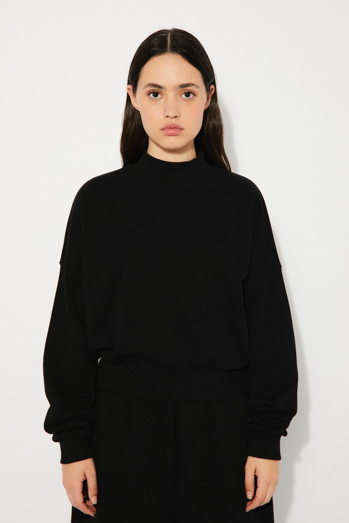 Pia Sweater